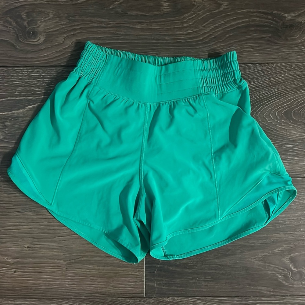 Lululemon Hotty Hot 4” Green Shorts